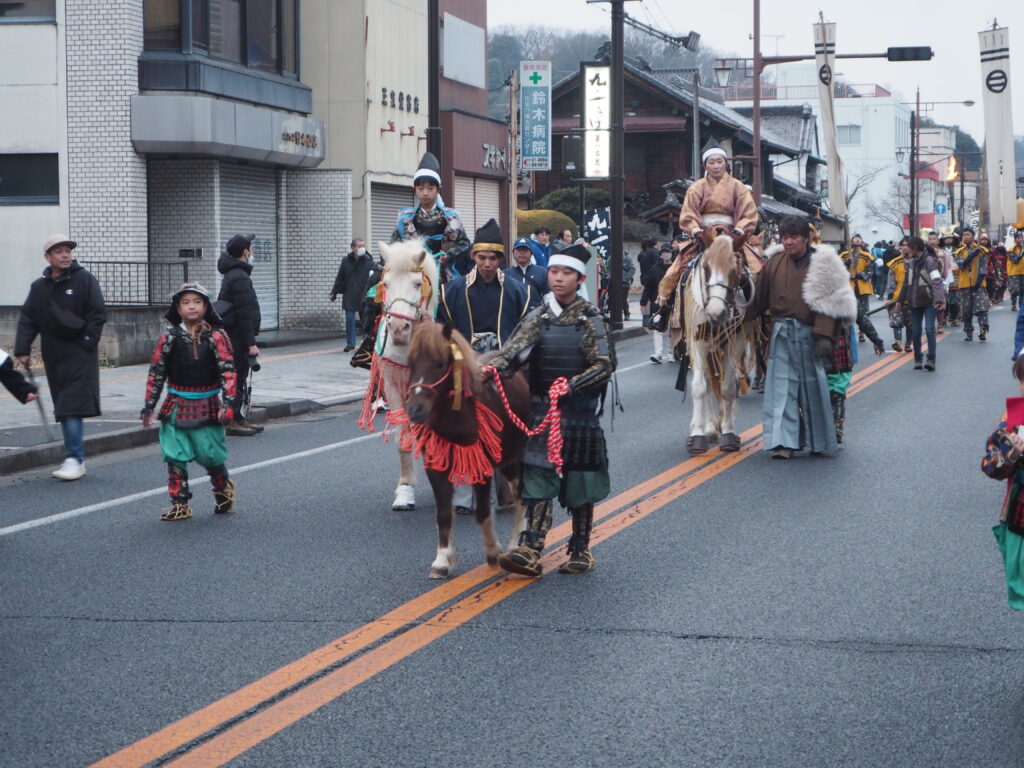 足利鎧武者行列の写真です。