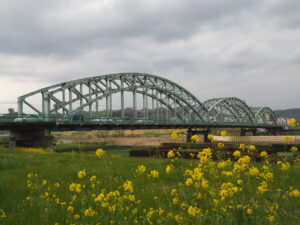 中橋の写真です。