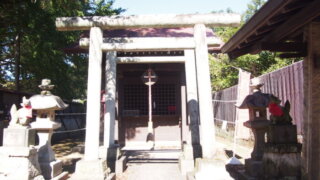 出世稲荷神社の写真です。