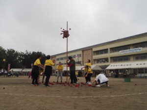 体育祭競技の写真です。