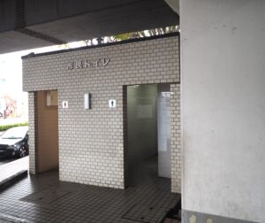 足利市駅構内の市民トイレの写真です。